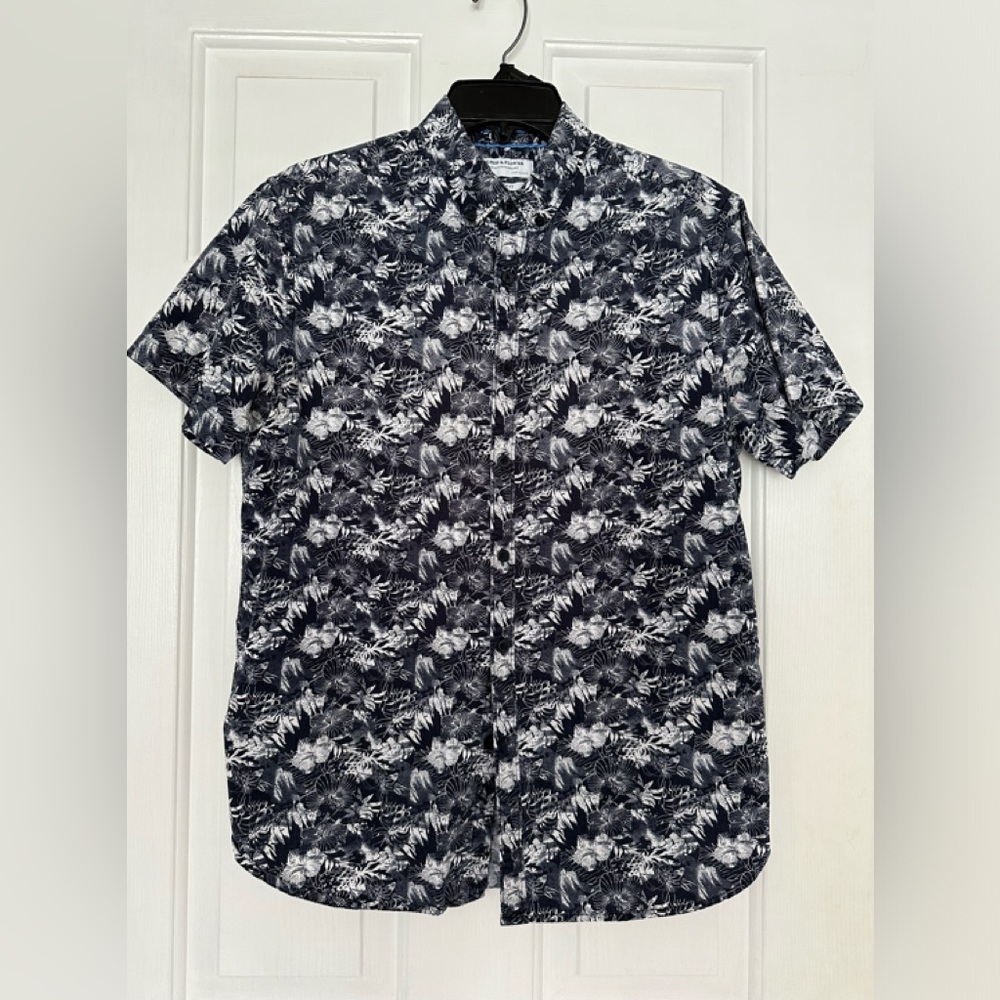 Denim & Flower shortsleeved button down shirt